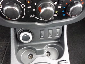 Dacia Duster 4X4 1,5DCi 110cp 2016, la 118 de mii de km REALi, in stare FOARTE buna! - imagine 9