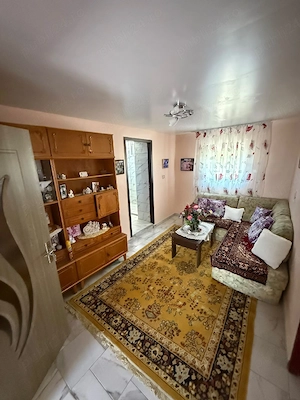 vind casa in cherestur  - imagine 3