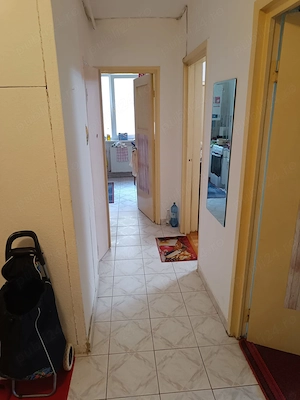 Apartament 3 camere etaj intermediar, ct, boxa pe etaj, beci, bloc izolat Calea Bucuresti 100 - imagine 4