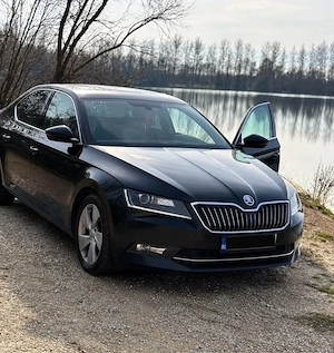 Skoda Superb  - imagine 5