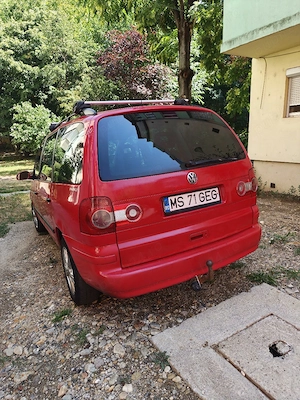 Vand Urgent Voswagen Saran - imagine 3