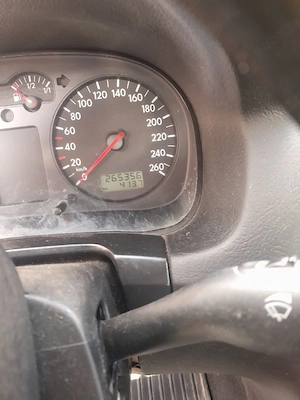 Vând Volkswagen Golf4 1.9tdi din 2003 tel.  - imagine 2