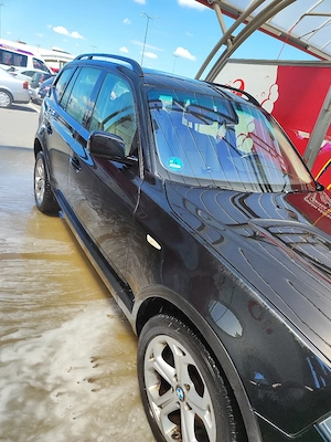 vind mașină BMW X3 anul 2010 4000 euro  - imagine 2