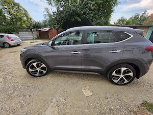 Hyundai Tucson 4x4, 1.6 T-GDI, 177 cp, 2016 - imagine 4