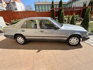 Mercedes-Benz W124 300D   Oldtimer  - imagine 2