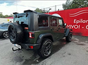 Vand  schimb Jeep Wrangler Rubicon Automat  140k km - imagine 2