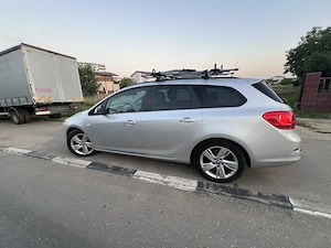 Opel Astra Sports Tourer 1.7 CDTI   150 Years Edition - imagine 5