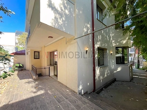 Aviatiei - Maguricea, vila S+P+1E+M, 9 camere, suprafata utila 363 mp - imagine 3