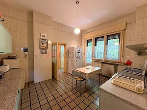 UNIRII-MIRCEA VODA, apartament in vila interbelica, 6 camere, 190 mp - imagine 11
