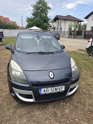 Renault Scenic Megan - imagine 4