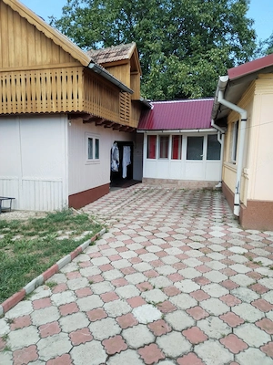 Casă 4 camere Comănești - imagine 4