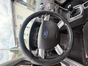 Ford focus 1.6 benzina 2005 pachet ghia - imagine 2