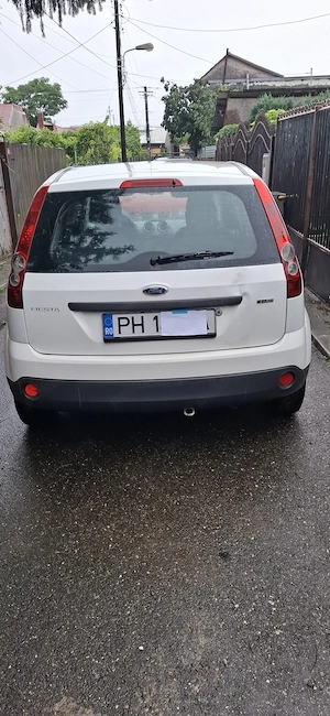Vând Ford Fiesta 1.4 diesel an 2006 - imagine 4
