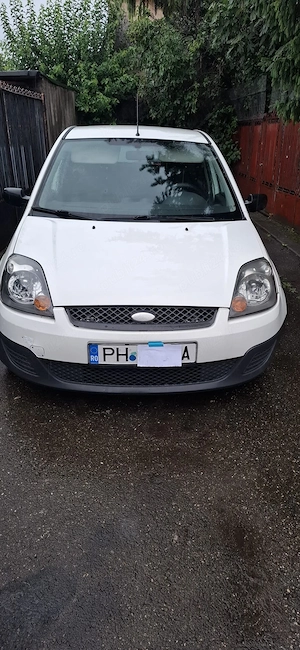 Vând Ford Fiesta 1.4 diesel an 2006 - imagine 5