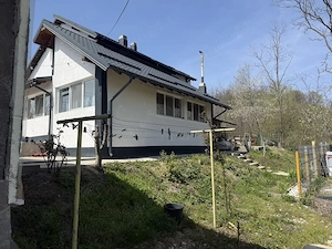Casa spatioasa de vanzare , Babana , 20 minute de Pitesti , 210 mp utili - imagine 4