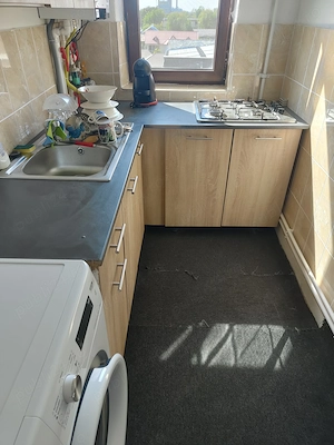 Închiriez apartament - imagine 4