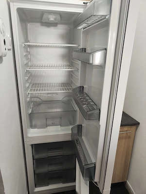 Închiriez apartament - imagine 6