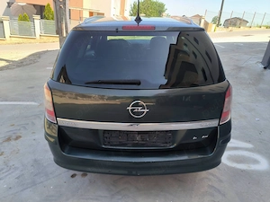 Opel Astra H 2010 11  euro 5   - imagine 4