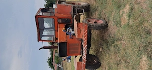 Vând tractor U650 - imagine 7
