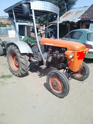 Vand tractor în perfecta stare de funcționare  - imagine 3