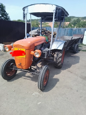 Vand tractor în perfecta stare de funcționare  - imagine 2