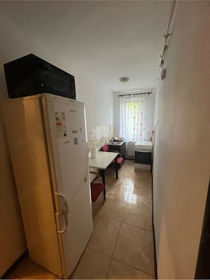 Inchiriez apartament 2 camere in Rosiori de Vede  - imagine 2