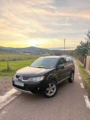 Vand Mitsubishi Outlander 