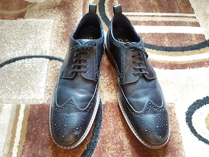Vand pantofi de firma-CLARKS-barbatesti, din piele naturala, nr.46.