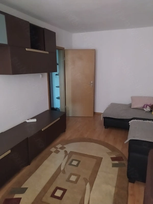 Închiriez apartament 2camer - imagine 5