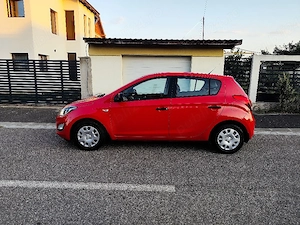 Hyundai i20 benzină 2013-10 - imagine 3