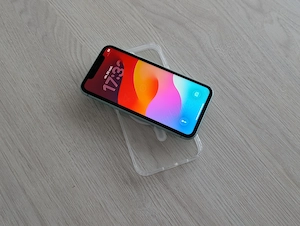 iPhone 11 64gb 4G Baterie 100% Bonus : Folie + Husa + Cablu iOS 26.6 actualizat