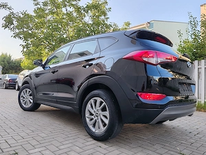 Hyundai Tucson 2016 2.0 CRDI Euro6 NaviPanoramicInczScauneClimatronicPArktronicTempomatJante etc ! - imagine 3