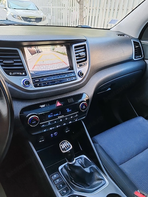 Hyundai Tucson 2016 2.0 CRDI Euro6 NaviPanoramicInczScauneClimatronicPArktronicTempomatJante etc ! - imagine 10