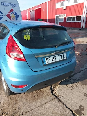 Ford fiesta 1.6Tdci 2009 - imagine 9
