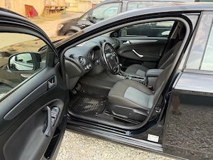 Ford Mondeo 1.6 TDCi 116 CP Facelift 2011 - imagine 4