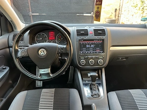Volkswagen Golf 5 1.9 TDI DSG model UNITED - imagine 8