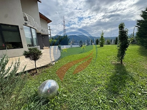Pensiune  în Călimănești + 2 A-Frame - Teren 5.574 mp - Bonus Mercedes 350d - imagine 17