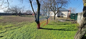 Casa Bradesti  teren  intravilan 7952 mp  deschidere 33 m la DE 70 - imagine 8