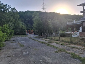 Proprietate turistică | Fost hotel | Teren 8900 mp | Aproape de Dunăre - imagine 5