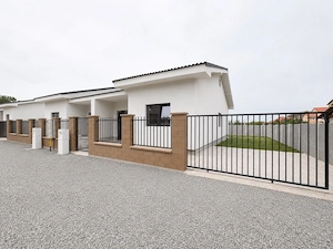 Duplex pe parter langa Carrefour toate utilitatile - imagine 2