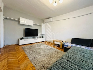 Apartament 3 camere zona centrala