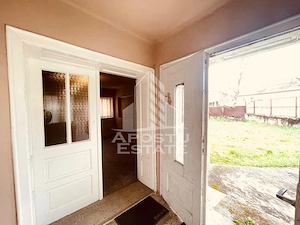 Casa potential turistic si comercial -zona Varfurile - imagine 9