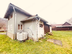 Casa potential turistic si comercial -zona Varfurile - imagine 5