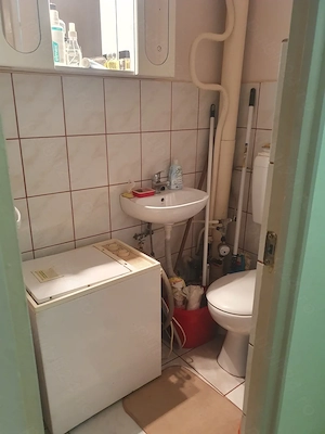 Apartament foarte bun de vânzare. Nu vei regreta că l-ai cumpărat. Te simți bine în el. Succes !  - imagine 5