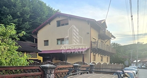 Pensiune de vanzare in Moneasa