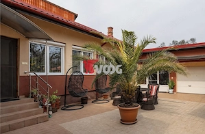 CASA  TIP TOWNHOUSE -CENTRUL STATIUNII BUZIAS-220000 euro