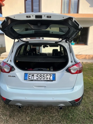 Ford Kuga full 2012