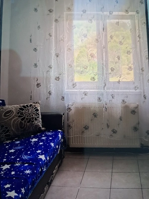 închiriez apartament  - imagine 2