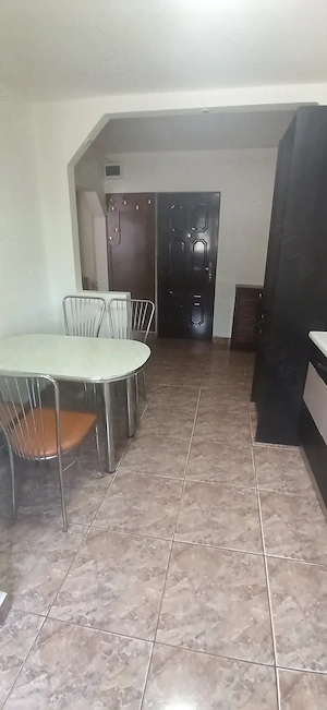 Apartament decomandat 2 camere central