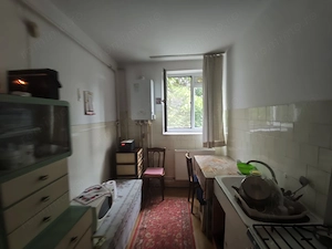 Proprietar Medgidia vând apartament cu 2 camere, semidecomandat, situat pe Strada Spitalului - imagine 3